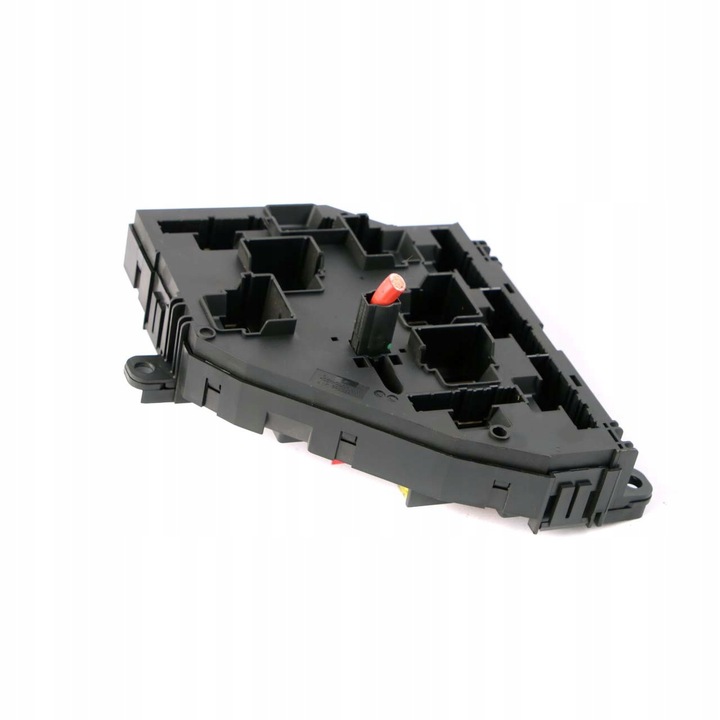 фото №10, Bmw f01 f02 f10 f11 f13 коробка предохранителей