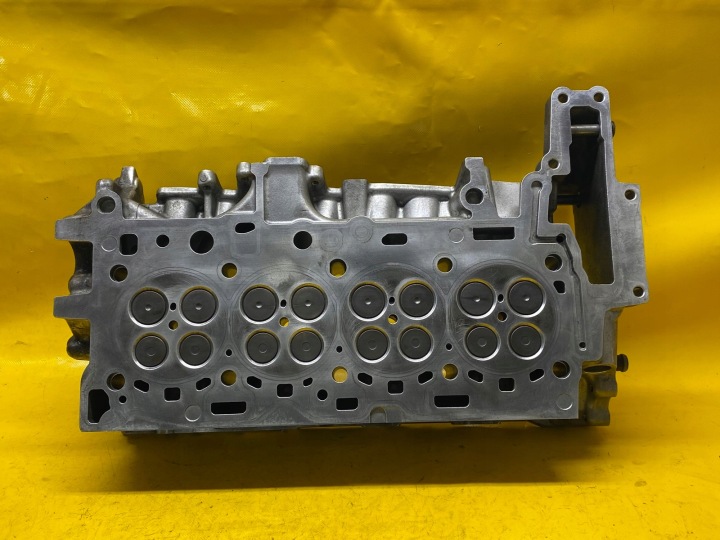 фото №8, Головка двигуна 781260804 78126060400 avensis t29 mini bmw 2.0 d n47c20a