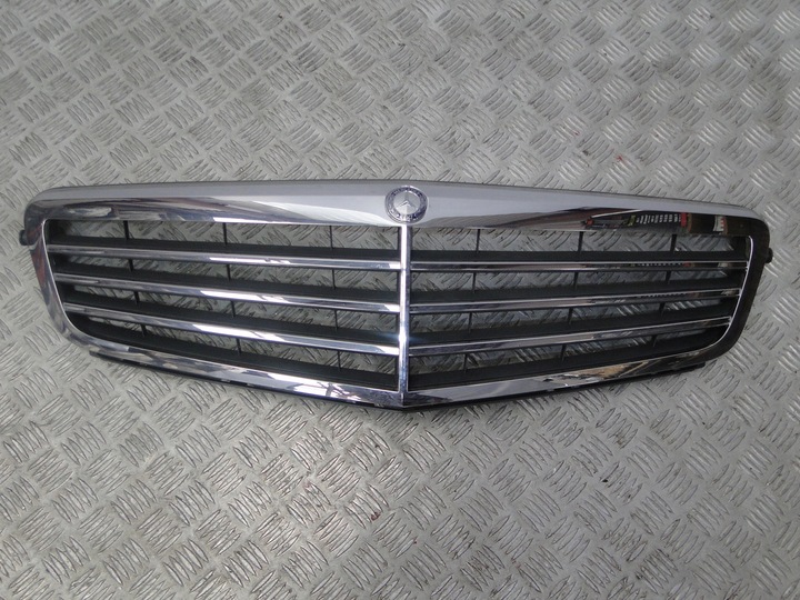фото №2, Mercedes c класс w204 решётка решётка радиатора a2048801283