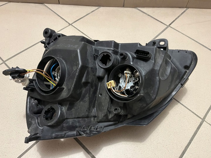 фото №14, Renault clio ii 2 рестайлинг лампа передняя перед правая