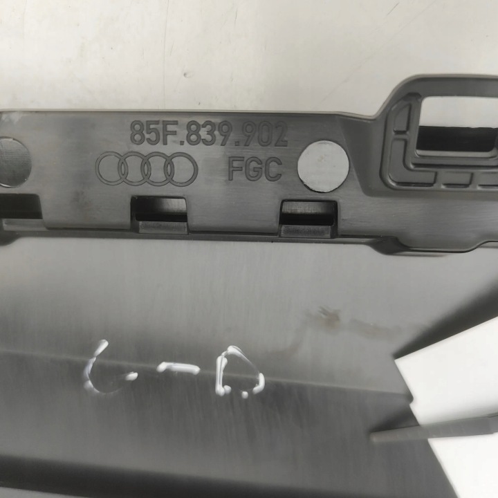 фото №6, Молдинг вертикальна задніх правих двері audi a6 e-tron avant gh5 85f839902