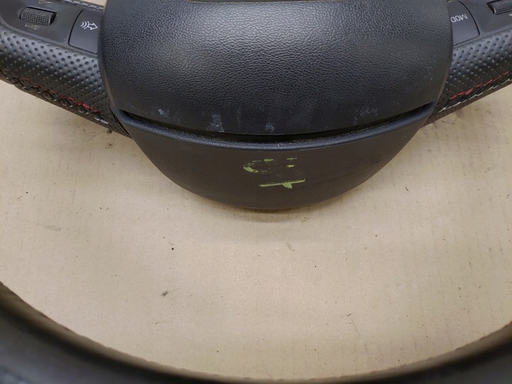 фото №6, Кермо + подушка безпеки мультифункція шкіра s-line sline audi a3 8p роки 03-08