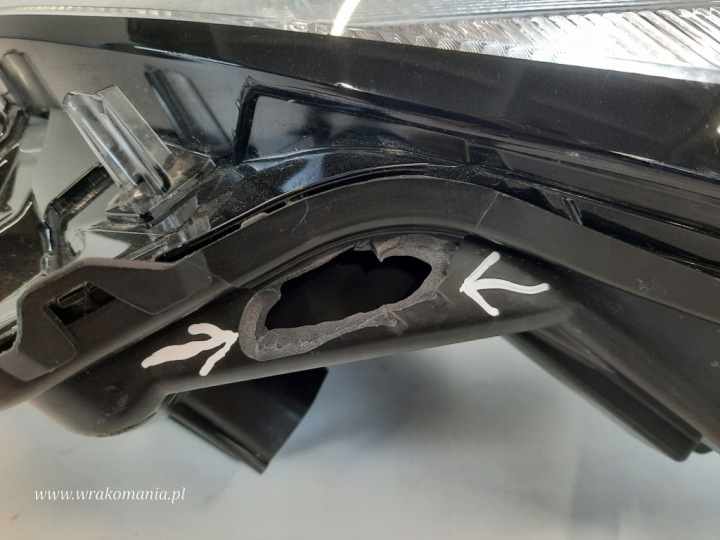 фото №11, Toyota aygo x фара левое фара левая перед 3329318