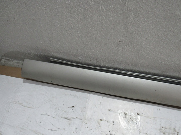 фото №2, Планка порогова права avensis t25 1c0