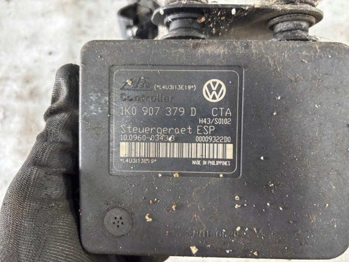 фото №4, Volskwagen touran i 1 насос модуль керування abs 1k0907379d 1k0614517b