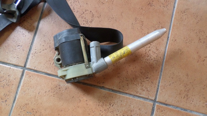 фото №1, Pas безпеки праві перед mercedes w210