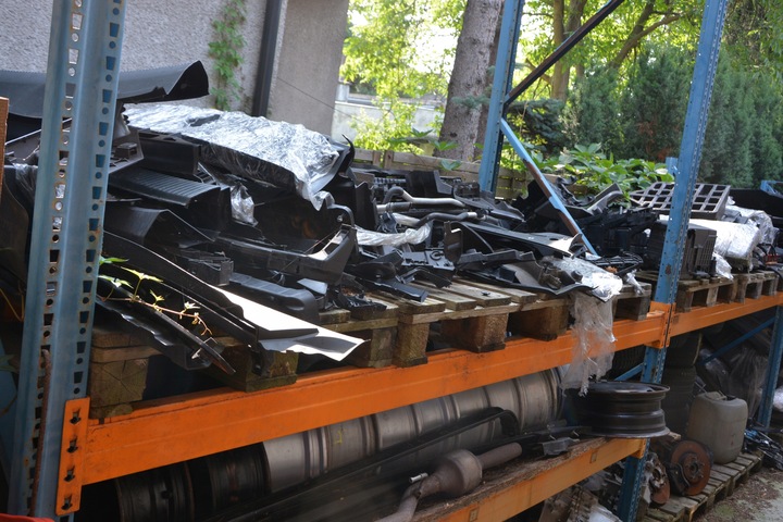 фото №7, Брызговик накладка левая vw jetta 5c6854855