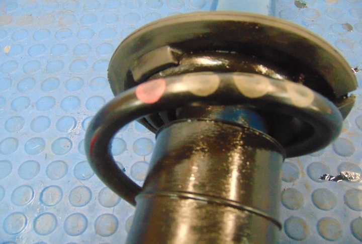 фото №8, Audi a4 b8 1.8 tfsi амортизатор правий перед