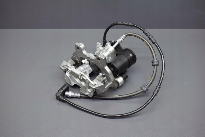 фото №6, Суппорт прижим правое зад шланг bmw 1 2 f44 f40 2 f45 f46 x1 f48 x2 f39