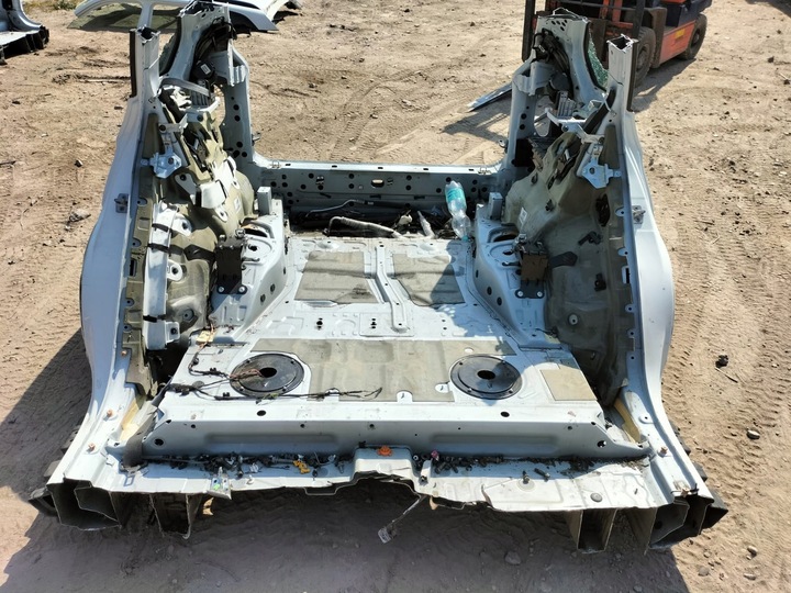 фото №8, Bmw x5 e70 четверть ванна обрезанный зад кузов pas задний