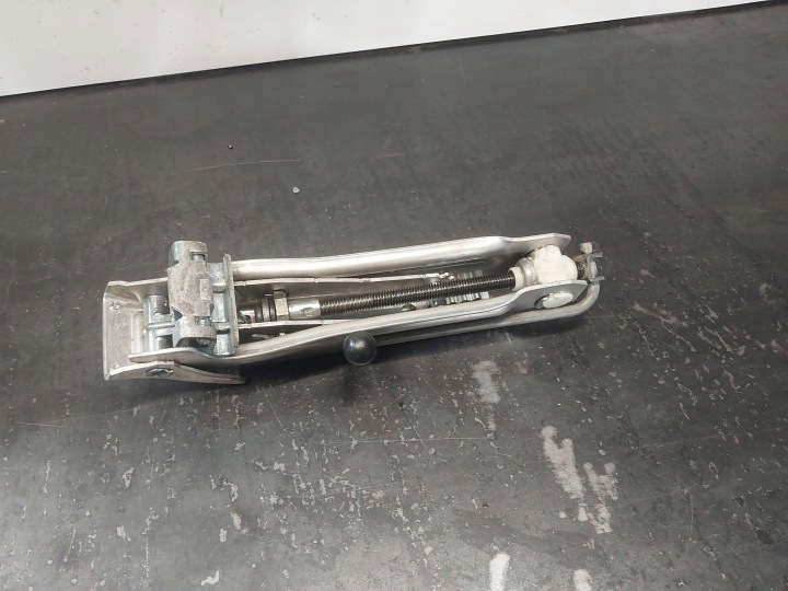 фото №5, Домкрат audi a4 b5 8d рестайлінг 8l0011031a
