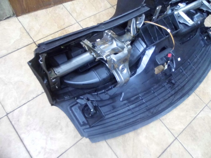 фото №9, Peugeot 307 sw 2.0b 04' торпедо раздаточная капот