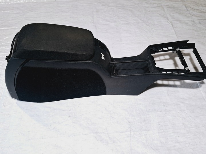 фото №12, Підлокітник тунель середній дисплей skoda superb ii 2 3t0 2008-2015