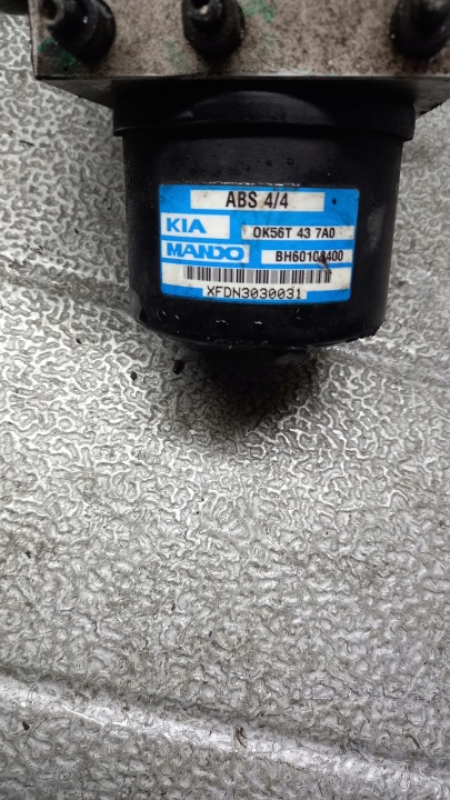 фото №4, Блок управления abs kia carnival 02r ii 2.9td ok56t 43 7ae