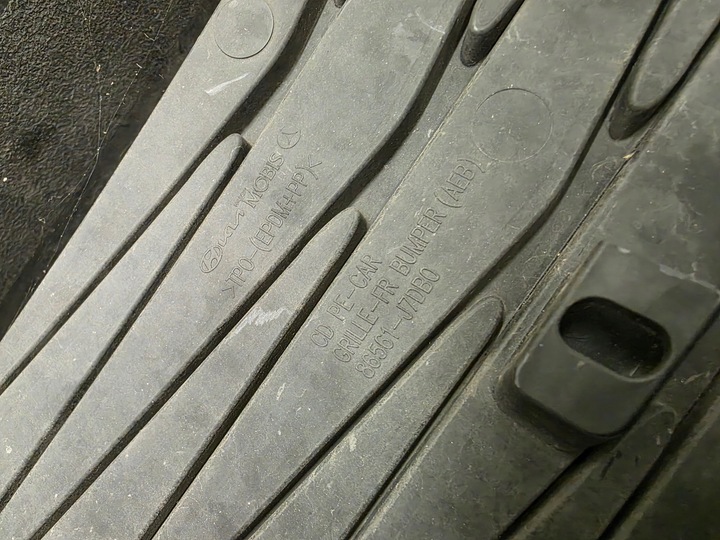 фото №6, Решітка середня решітка hyundai i30 iii 3 рестайлінг 21-24rok 86560-j7db0 оригінал