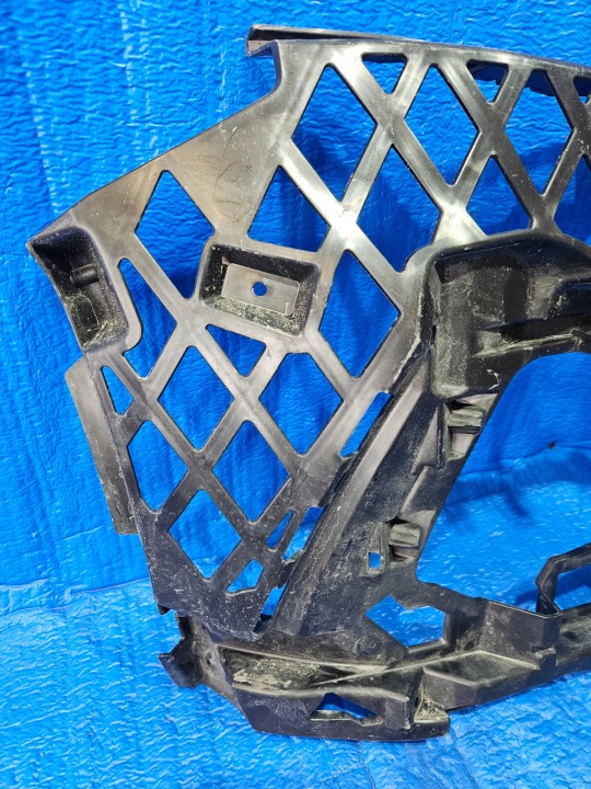фото №11, Volkswagen passat b8 r-line кронштейн  бампера правое левое 3g0807178g 3g0807177g