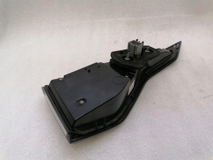 фото №6, Задня фара ліва land rover discovery 5 l462 hy32-13405-df