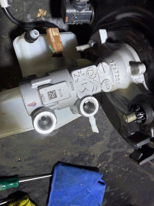 фото №8, Opel corsa f 1.2 thp вакуумний підсилювач гальм (серво)  9824401580 peugeot 208 2008 ii
