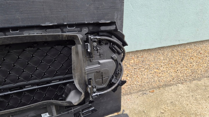 фото №11, Решётка радиатор решётка радиатора mercedes e-klasa w214 22- a2148804501 led amg камера