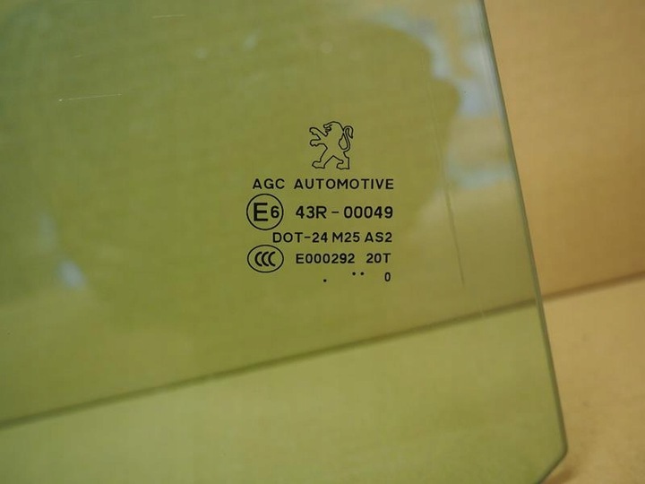 фото №2, Стекло 2010 дверь правые зад peugeot 308 i t7 5d