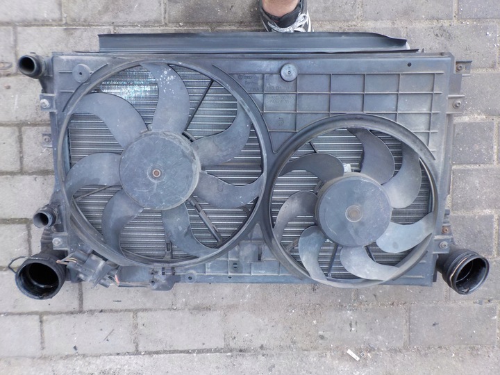 фото №1, Vw passat b6 универсал 2.0tdi 2007r набор радиатор + вентиляторы