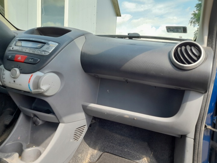 фото №12, Citroen c1 i торпедо раздаточная консоль pulpit