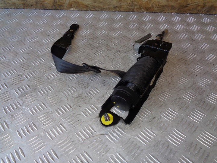 фото №3, Pas безпеки праві перед volvo v50 s40 2004-