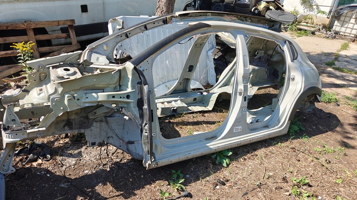 фото №1, Citroen c3 iii четверть лонжерон порог стойка левый eeud