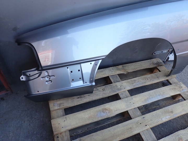 фото №12, Крило лівий audi 100 200 c3 ly7p 1982-1991