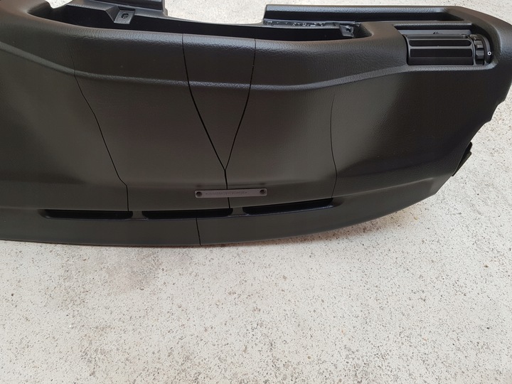 фото №8, Панель раздаточная капот оригинал bmw e30