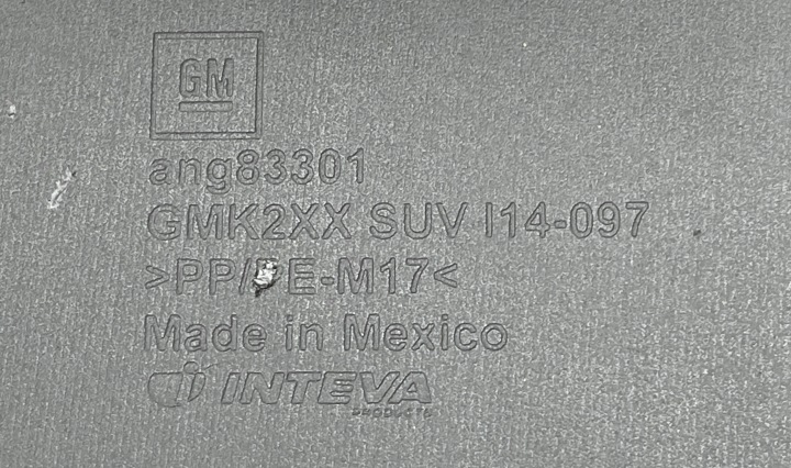 фото №10, Gmc yukon xl denali iv 2015 - заглушка защита молдинг панели 22883585