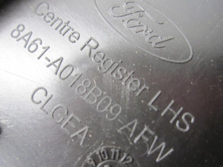 фото №5, Ford fiesta mk7 рестайлінг 11r рамка консолі радіо 8a61-18a802-ajw