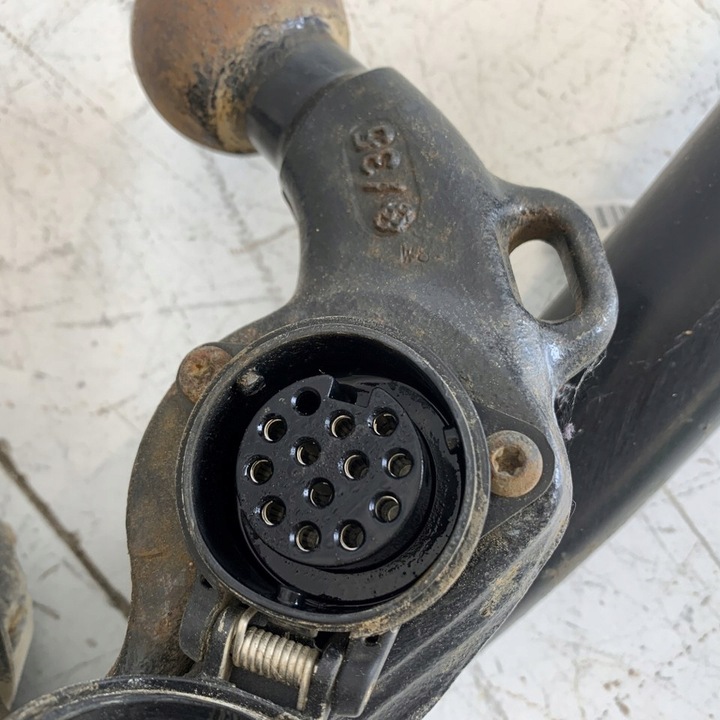 фото №10, Hak буксирувальний оригінальний електрично opuszczany vw passat b8 3g універсал 18r