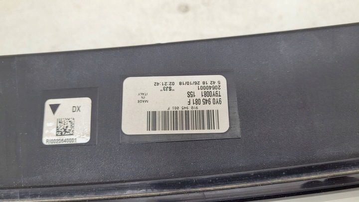 фото №6, Porsche cayenne 9y0 18- накладка задняя крышки лампа зад левая правая 9y0945081f