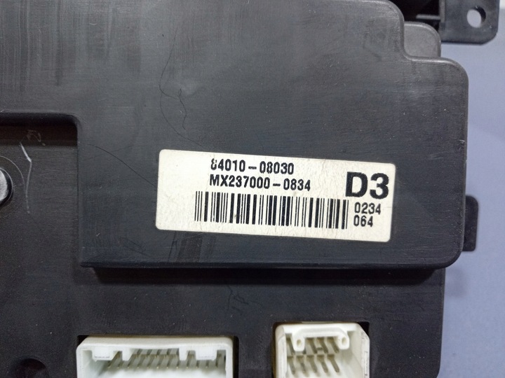 фото №6, Toyota sienna ii xl20 03- панель перемикач кондиціонера 84010-08030