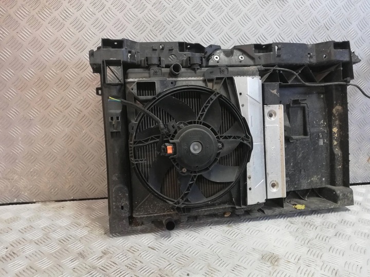 фото №6, Peugeot 208 1.4 1.6 vti радиатор pas комплект