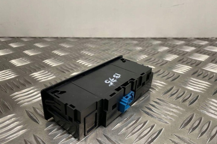 фото №9, Usb mercedes-benz c w205 a2058200226 2.14l дизель 125kw 2015