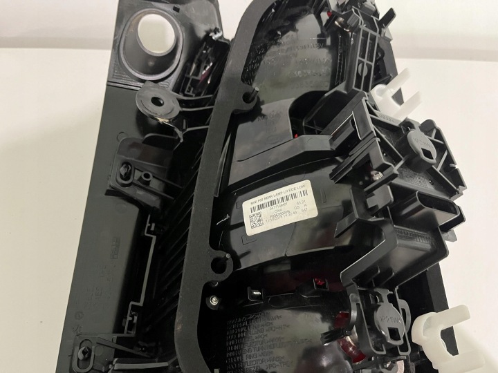 фото №10, Mini countryman f60 фара левое правое зад 9477150-10 9477149-10