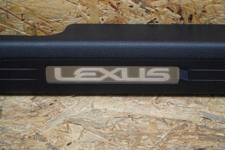 фото №5, Накладка порога перед ліва 67914-52380 права 67913-52280 lexus lbx 24r нова