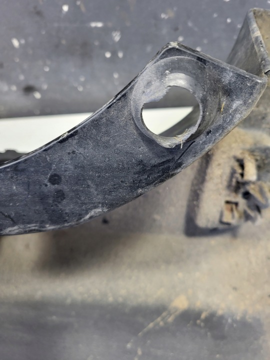 фото №13, Уголок бампера правое зад renault master iv 851200001r