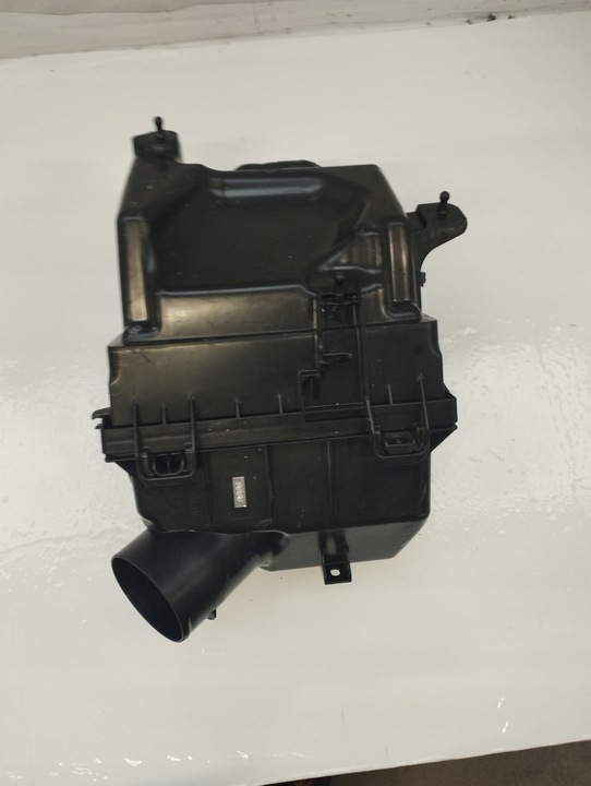 фото №10, Toyota yaris 4 iv gr корпус фільтра повітря 17812-24020
