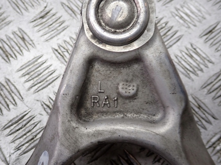 фото №9, Рычаг переднее перед верхний chevrolet corvette c8 2020-