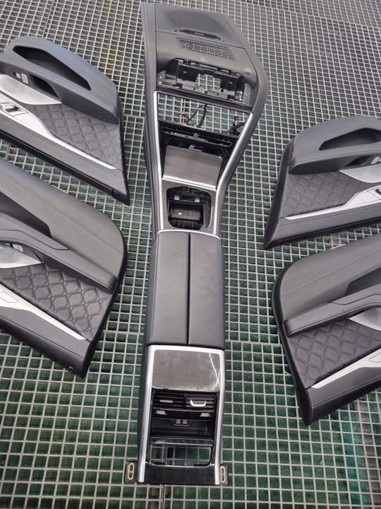 фото №11, Bmw m8 f93 g16 салон шкіра сидіння диван обшивки вентиляція ідеальні !