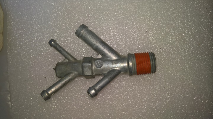 фото №5, Chrysler t&c voyager dodge caravan v6 соединитель próżniowe з насадка 04612745