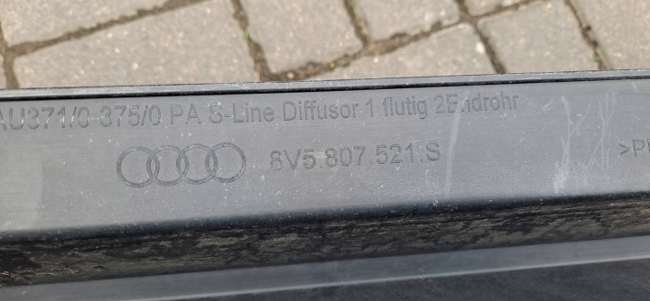 фото №7, Audi a3 рестайлинг s line sedan диффузор спойлер накладка бампера зад 8v5807521s