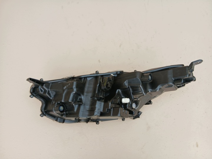 фото №9, Toyota yaris iv 4 2020- фара повний led передня права праве перед