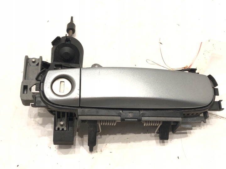 фото №1, Ручка зовнішня лівий перед audi a4 b7 універсал 04-08