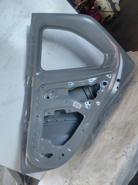 фото №7, Дверь правая зад задние 67003-0h090 toyota aygo x новое оригинал