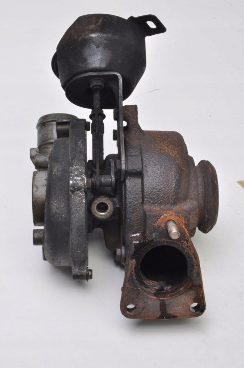 фото №6, Volvo c30 s40 ii v50 focus mk2 c-max kuga mk1 2.0d tdci турбіна 9654262180