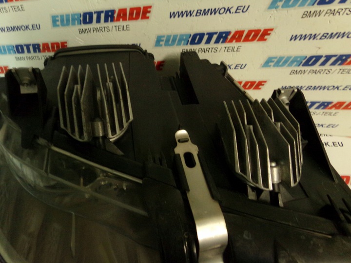 фото №15, Bmw f10 f11 ліва лампа фара ксенон ahl 7203251